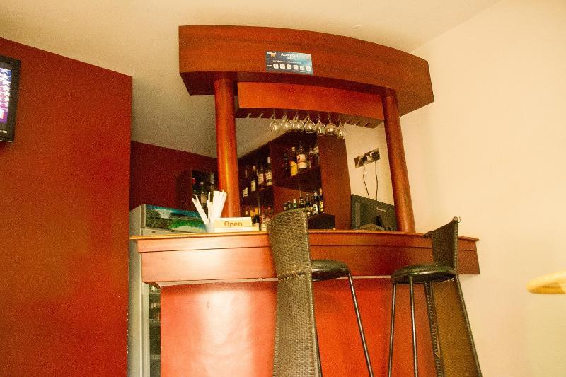 Sheron Kampala Kültér fotó
